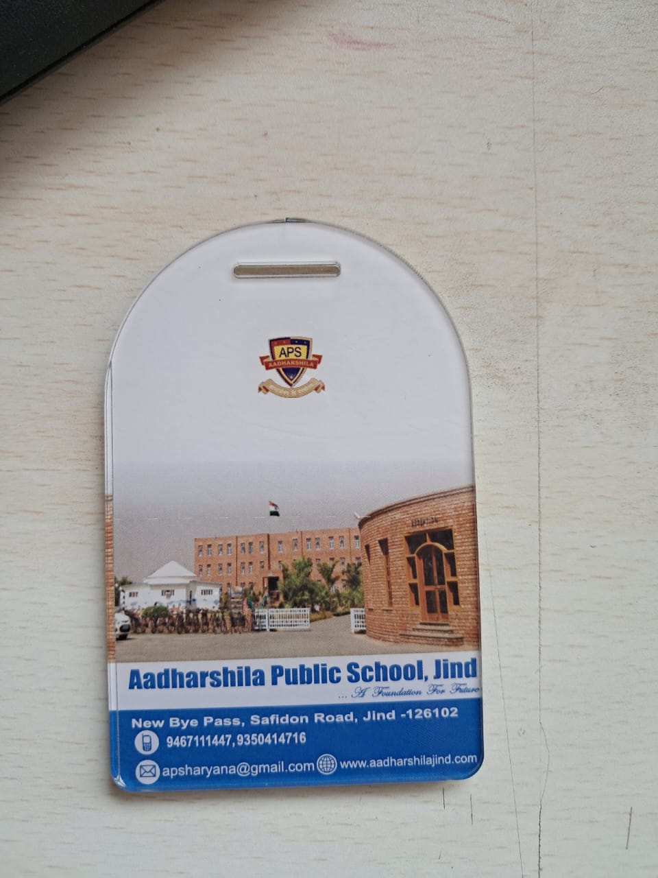 id card top circle shape back